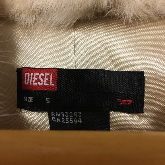 Super Rare Diesel White Rabbit Fur coat - NWT - Picture 3 of 3